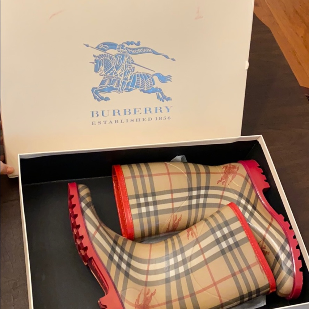 Authentic Burberry rain boots